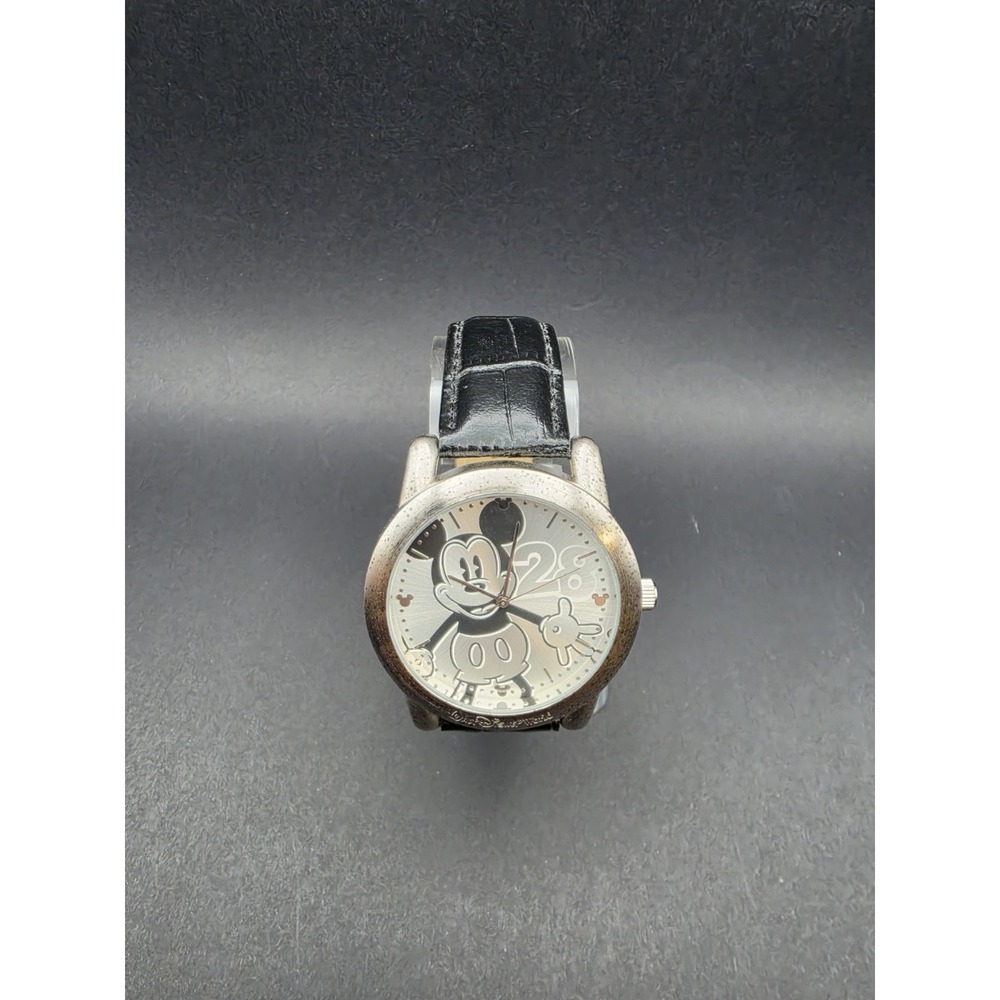 Disney Parks Mickey Mouse 28 Watch Limited Release Walt Disney World New Battery